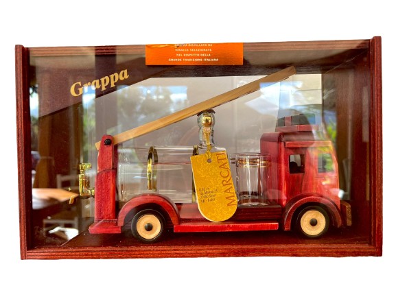 Grappa in vetro soffiato camioncino dei pompieri Gagliano Marcati