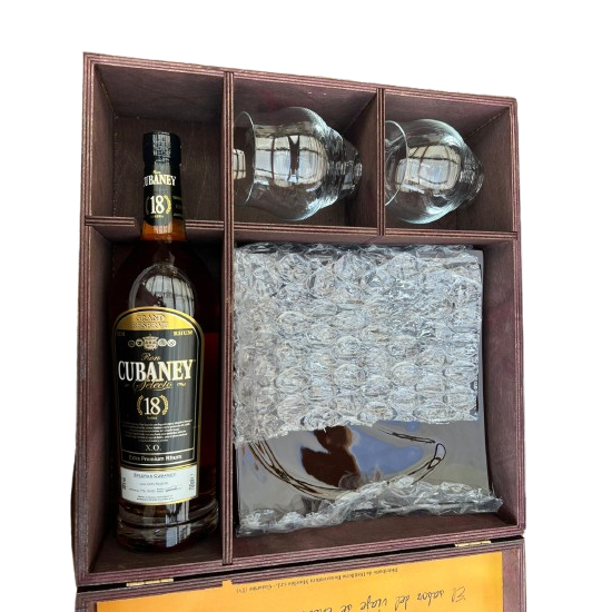 confezione Cubaney 25 anni + 2 bicchieri
